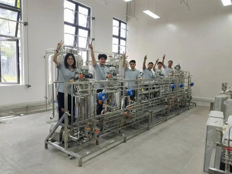 龍新凈水【特別資訊】奮戰(zhàn)一線，四月美凈水人！